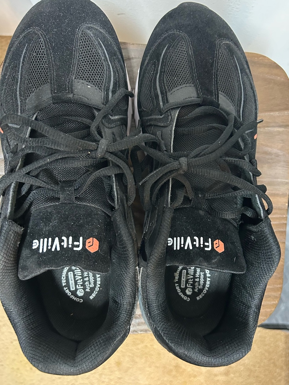 FITVILLE Men’s Black Athletic Shoes - Supportive Comfort
